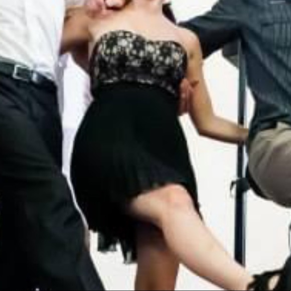 Elise Ryan Skater Dress - Picture 5 of 5